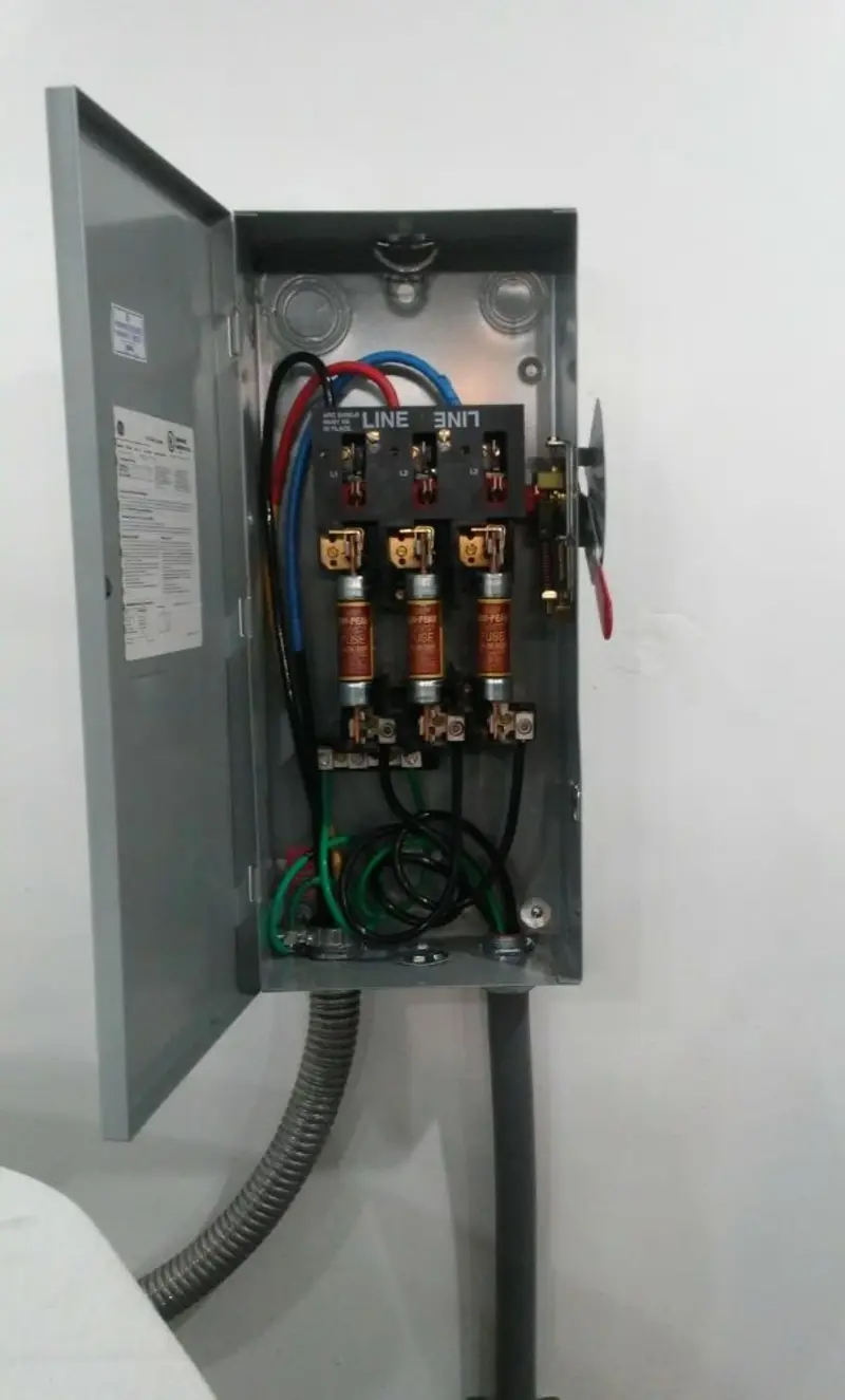 Three-phase disconnect switch installed for Smoke Detector Installation in Montpelier